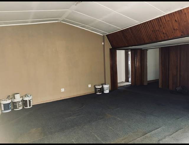 496M² BUSINESS TO LET IN DALVIEW